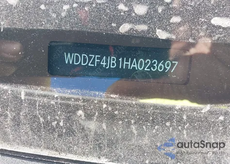 2017 Mercedes-Benz E 300 из США, поврежденный, VIN WDDZF4JB1HA023697